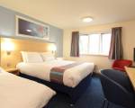Room image #18 at Travelodge London Central City Road