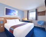 Room image #23 at Travelodge London Central City Road